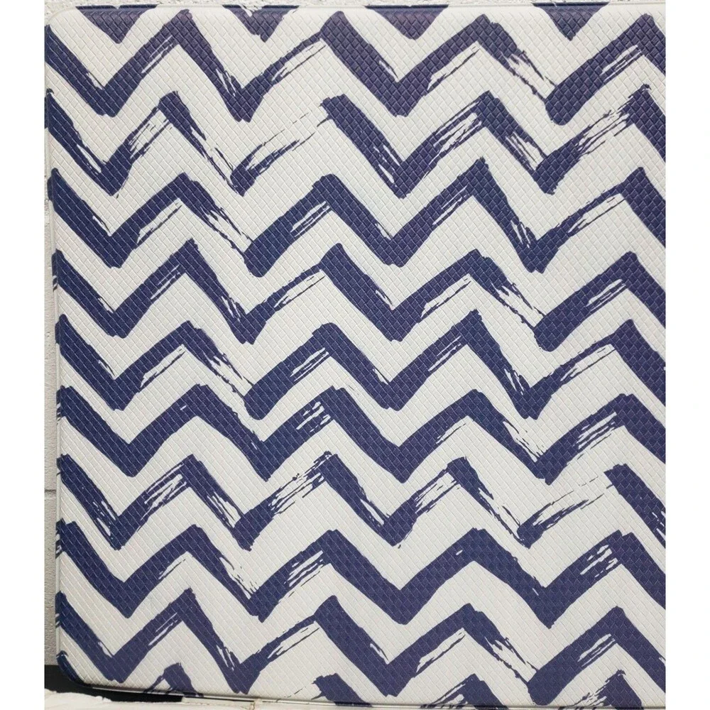 REVERSIBLE FLOOR PVC MAT (18
